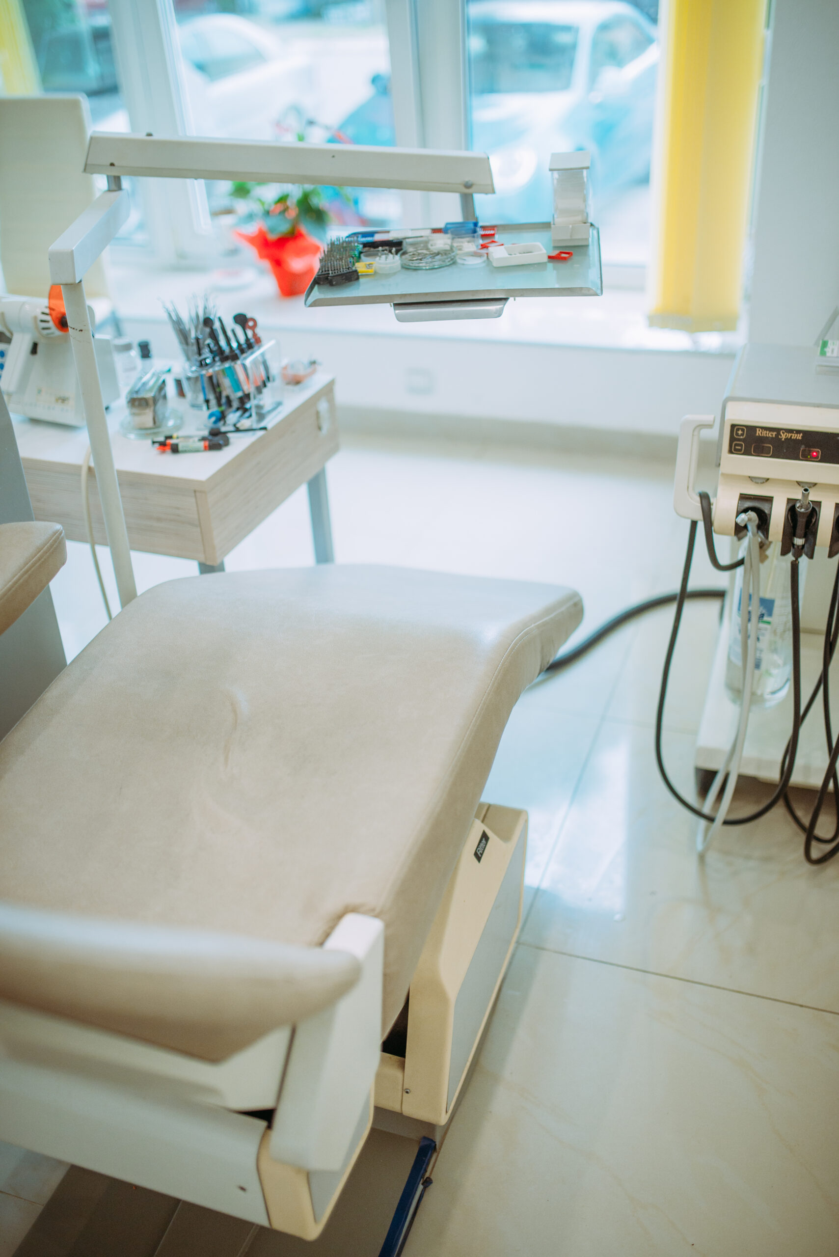 Illustrative dental treatment operatory unrelated to a listed Kern County practice