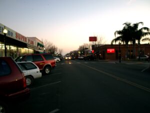 Main Street in downtown Delano, California. Photo by Amin Eshaiker, Creative Commons Attribution ShareAlike 3.0.