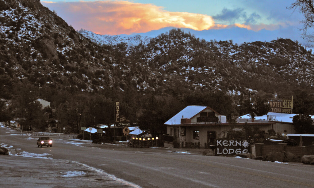 Winter view in Kernville, Kern County. Photo by Kvpics, CC BY-SA 4.0.